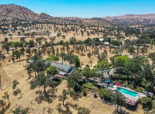 10558 Millerton Rd, Clovis, CA 93619