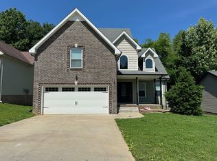 660 Deer Ridge Dr, Clarksville, TN