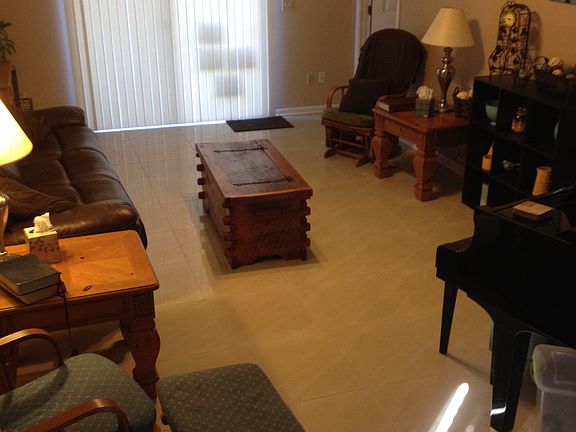 3rd image of 5053 Knightsbridge Cir N