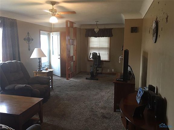 2nd image of 1109 Sheffield Ave