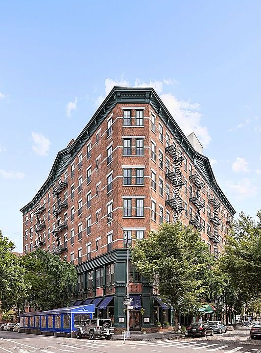 1st image of 99 Bank St APT 2A
