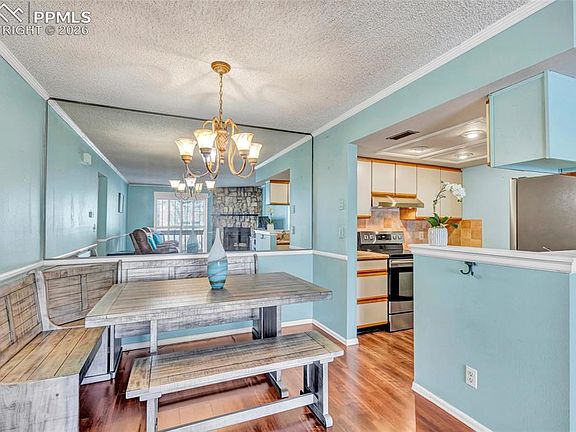 5th image of 846 Tenderfoot Hill Rd APT 102