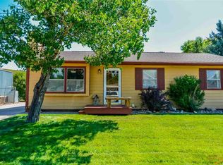 3230 Hall St, Rapid City, SD 57702