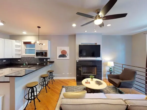 2837 W Lyndale St, Chicago, IL