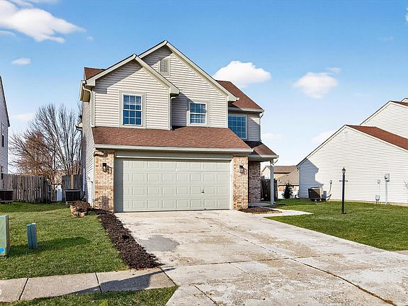 3rd image of 5410 Waterton Lakes Dr