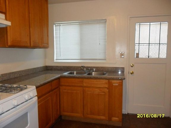 3rd image of 153 S 20th St