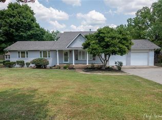 2815 W New Hope Rd, Rogers, AR 72758