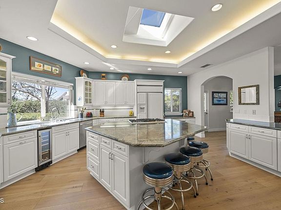 5th image of 2550 Riave Ct