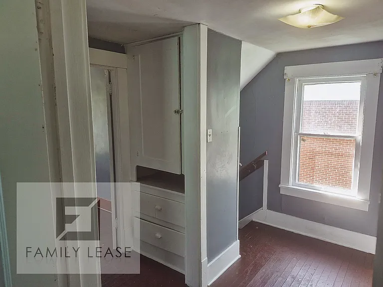 1100 Sherman Ave — Photo 22