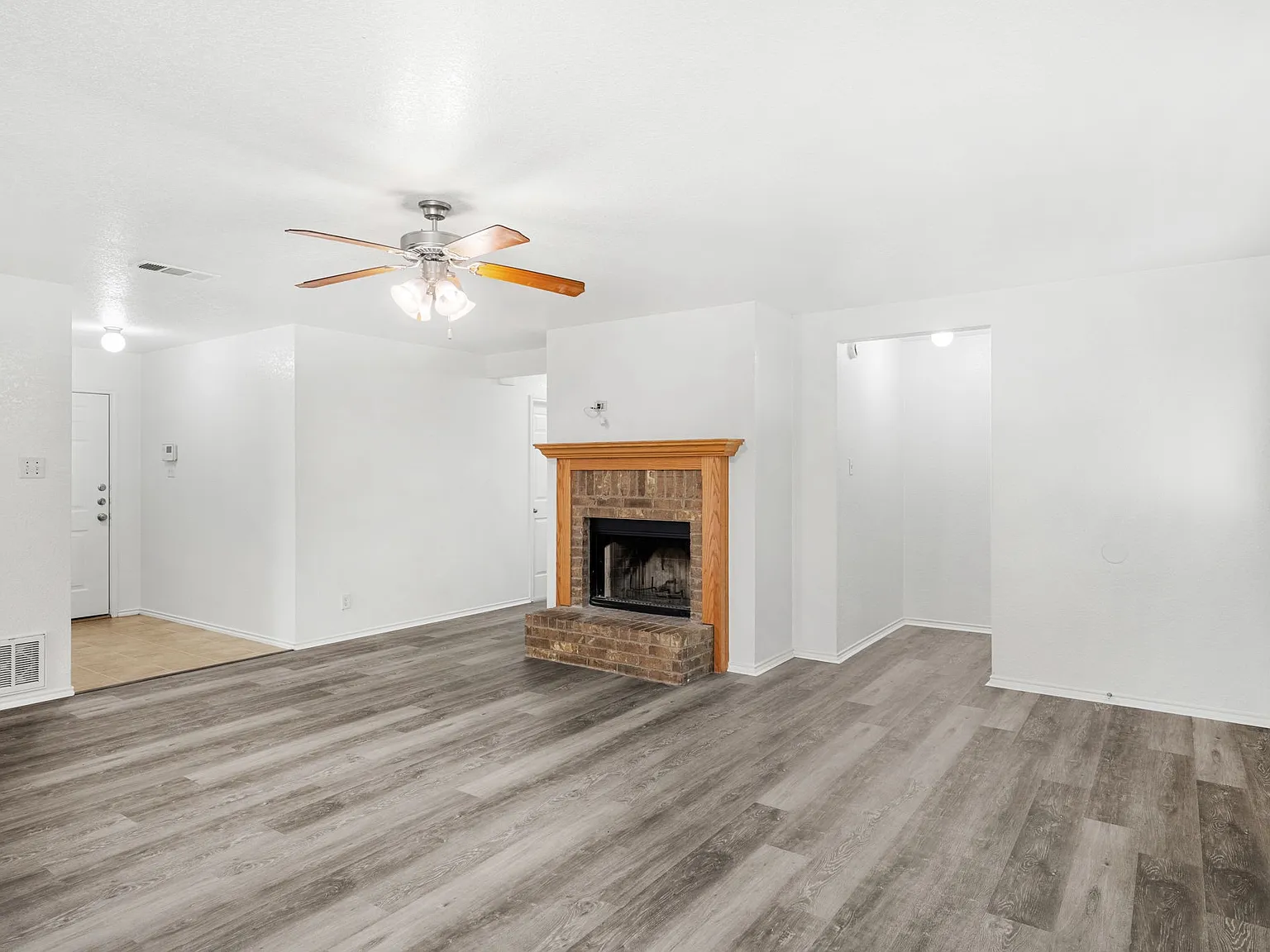 4 bed, 1647 sqft, $1,700 — Photo 2