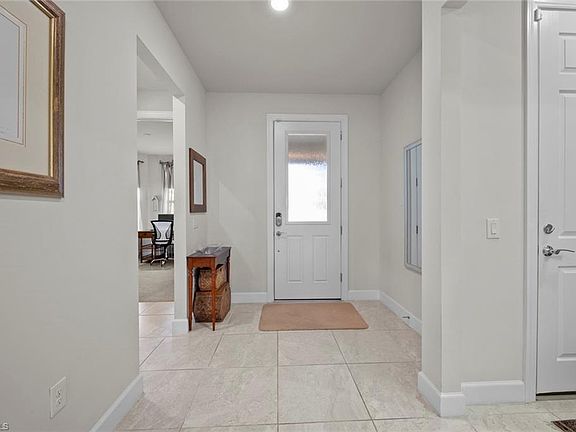 3rd image of 10535 Otter Key Ln