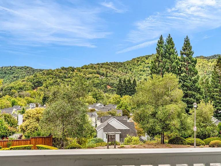 32 Rowe Ranch Dr — Photo 17