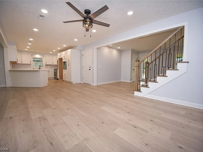 263 Cardinal Dr — Photo 15