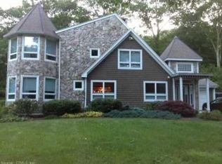 1029 River Rd, Groton, CT 06355