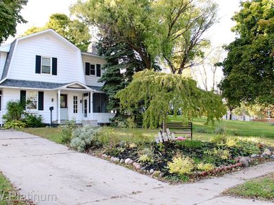 1611 6th St, Port Huron, MI, 48060
