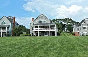 2nd image of 165 Sconset Dr