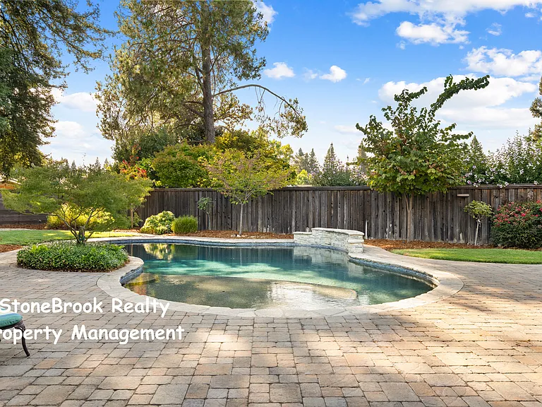 244 Breckenwood Way — Photo 47