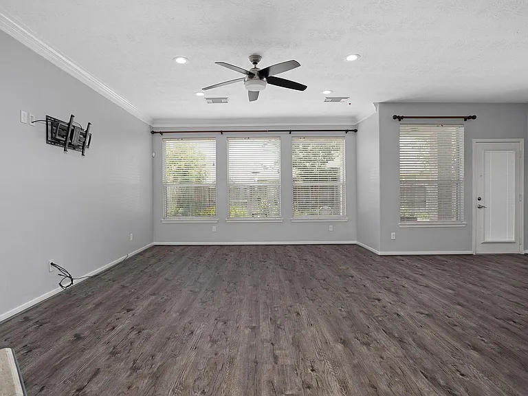 6703 Forsythe Ln — Photo 6
