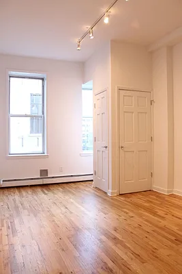 Rented by Level Group | media 19