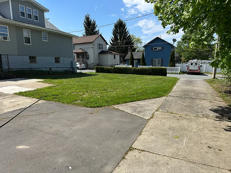 812 Church St — Photo 21