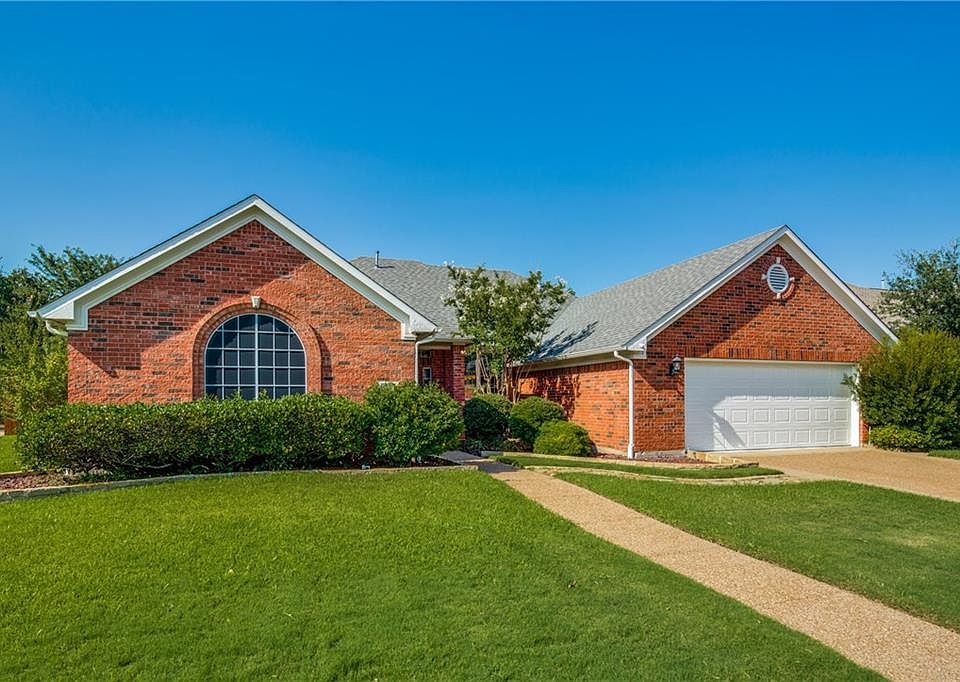 1st image of 1328 Oakwood Ct