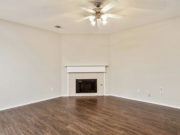 5th image of 9921 Nixon Dr