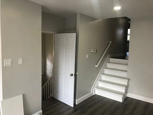 Rented by REAL New York | media 2