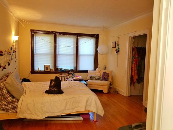 2nd image of 4700 N Wolcott Ave #2