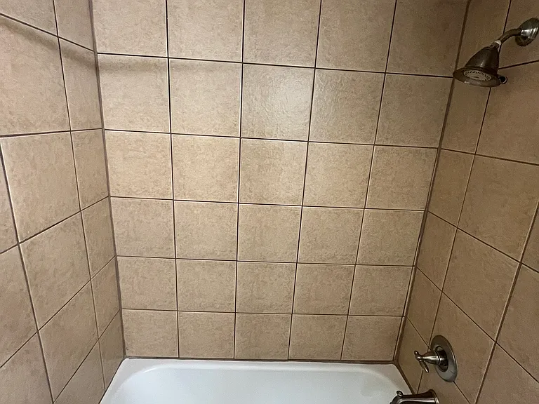 1506 Parkside Dr — Photo 14