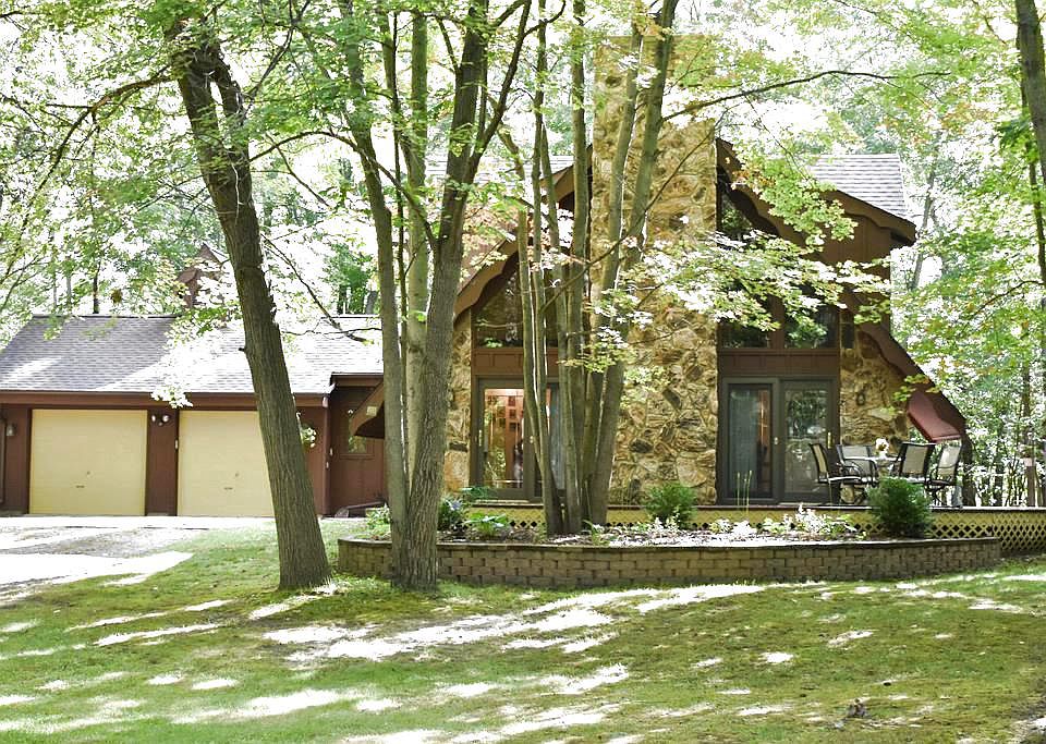 1st image of 2366 N Woodland Estates Dr