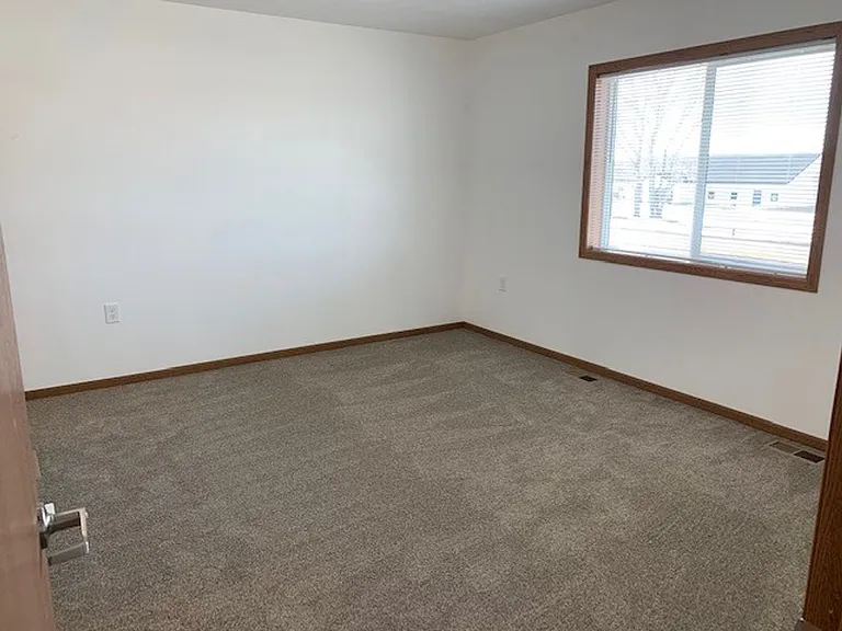1500 N Main Ave — Photo 11