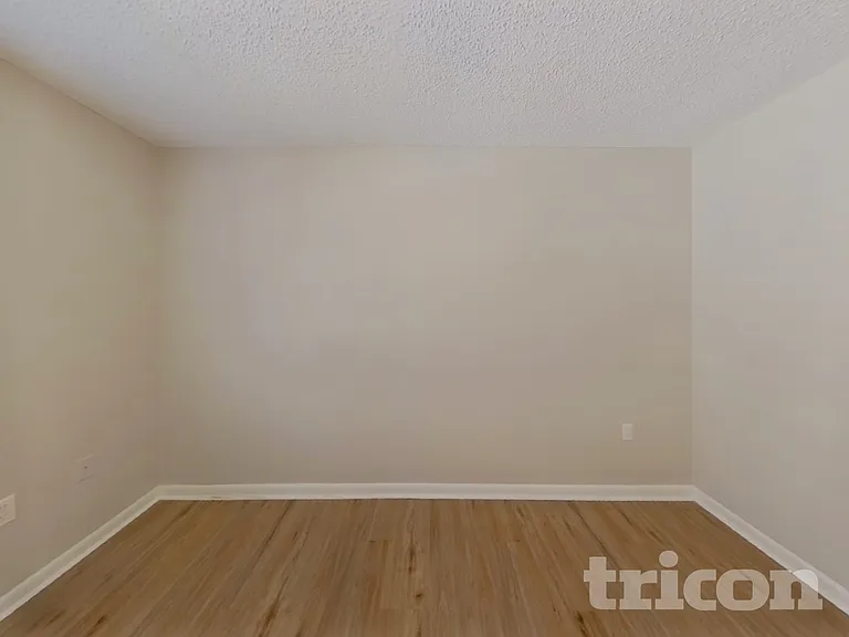 1559 McAuliffe Ln — Photo 16