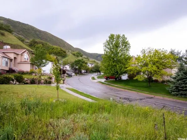149 E Rolling Hills Dr, Centerville, UT 84014