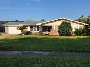 324 Jonquil Ave NW, Fort Walton Beach, FL 32548
