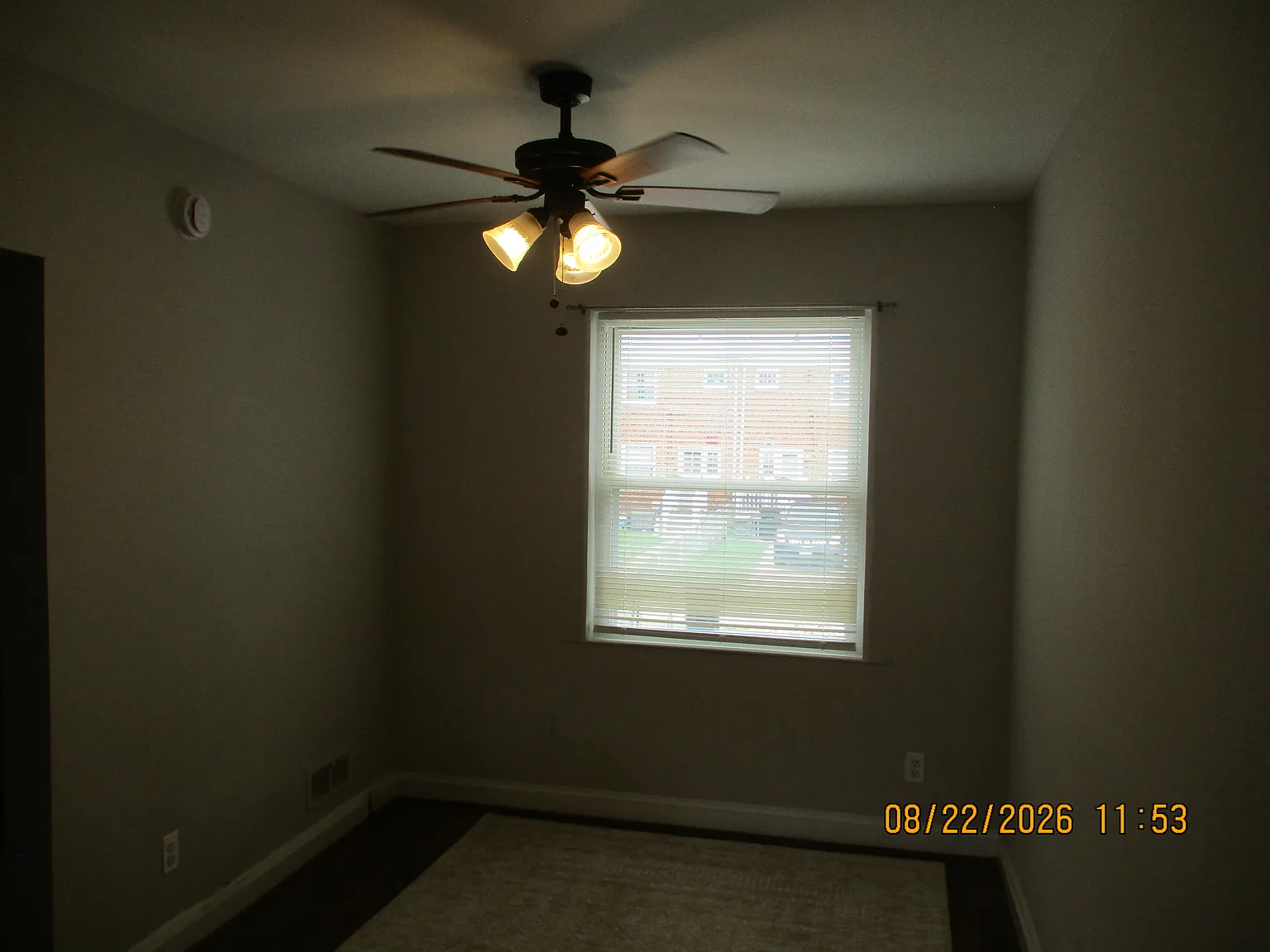 2 bed, 1.5 bath, 900 sqft, $1,850 — Photo 4