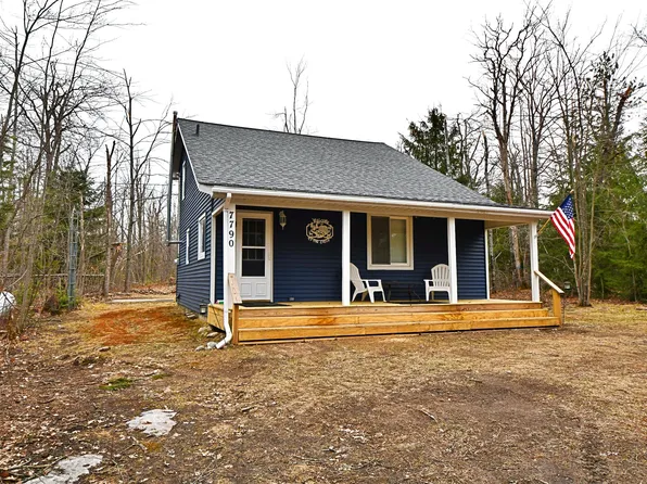 7790 Bigger Ln, Lewiston, MI 49756