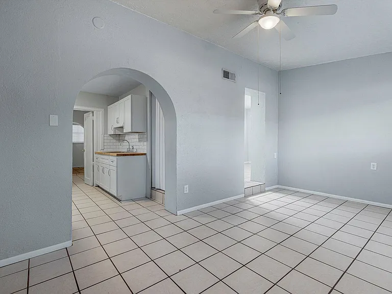 4119 E Fort Lowell Rd #8 — Photo 8
