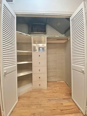 Rented by Bond New York | media 34