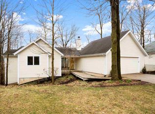 10431 Woodland Rdg W, Fort Wayne, IN 46804