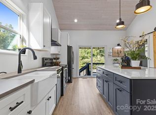 119 Con Lee Dr, Olin, NC 28660