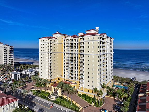 3rd image of 1031 1ST Street S #305