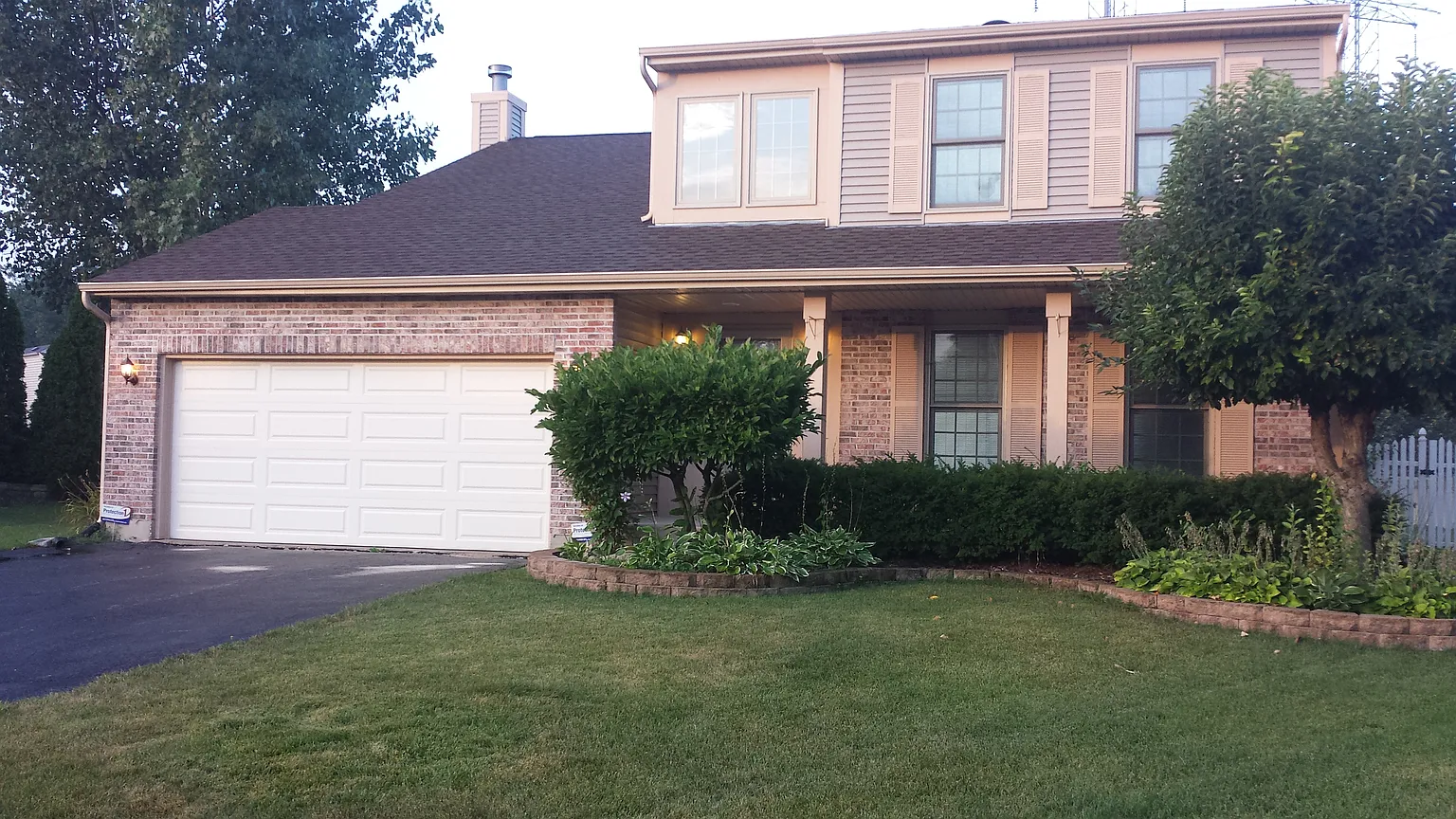 1439 Eliot Trl photo 1
