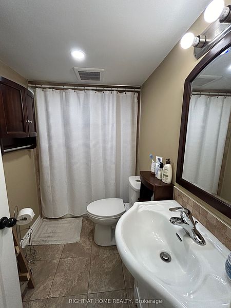 Aurora House for rent - 1 Bedroom — photo 9