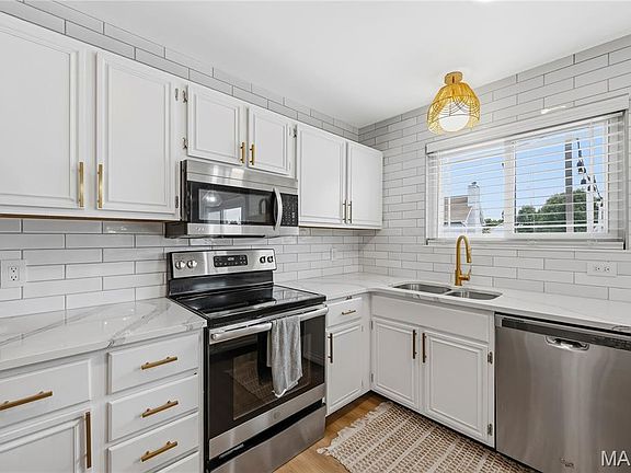 3rd image of 396 Upper Meadow Ln