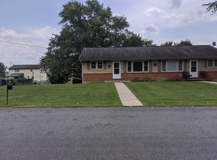 126 Hilltop View Way, Elizabethtown, PA 17022