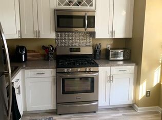 204 Firethorne Ct #204, Sewell, NJ 08080
