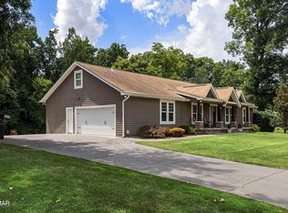 909 Claw Ln, Kodak, TN 37764