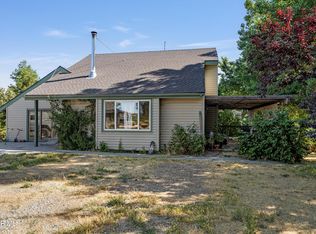 24750 Flatiron Ct, Tehachapi, CA 93561