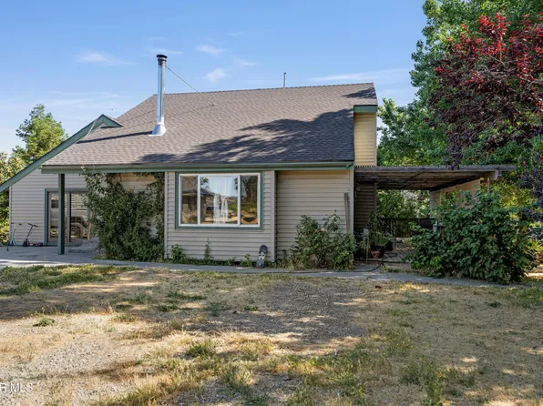 24750 Flatiron Ct, Tehachapi, CA 93561