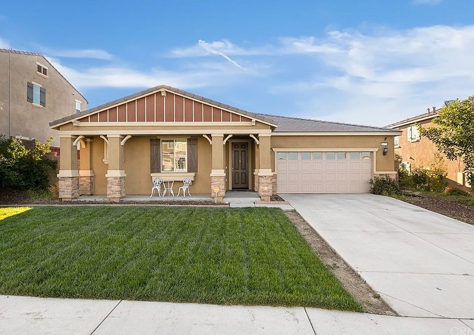 1st image of 30771 Carriage Hill Dr